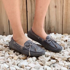 Tod’s loafers - Dusty blue suede (6.5 US)